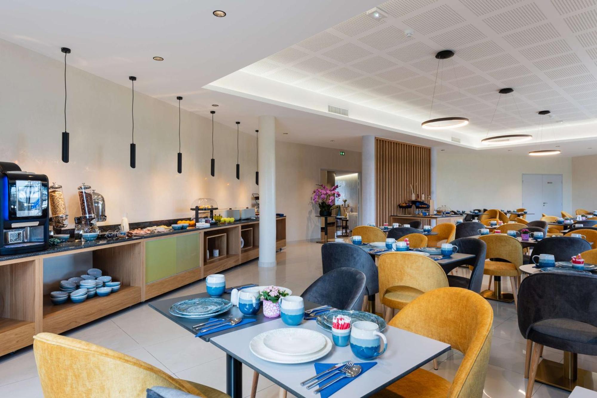Brit Hotel Privilege Paris 罗尼苏布瓦 外观 照片